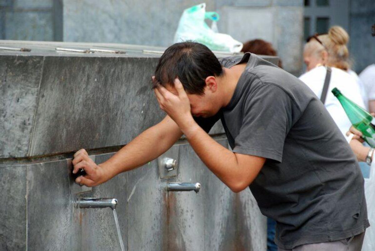 El agua de Lourdes actúa como placebo para los creyentes El agua de Lourdes actúa como placebo para los creyentes
