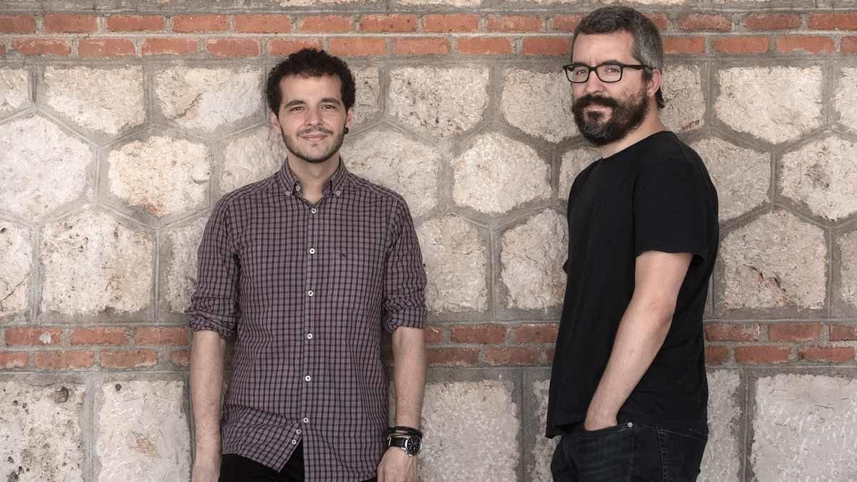 Pedro Gullón (izquierda) y Javier Padilla, autores de ’Epidemiocracia’ (Capitán Swing, 2020). Pedro Gullón (izquierda) y Javier Padilla, autores de ’Epidemiocracia’ (Capitán Swing, 2020).