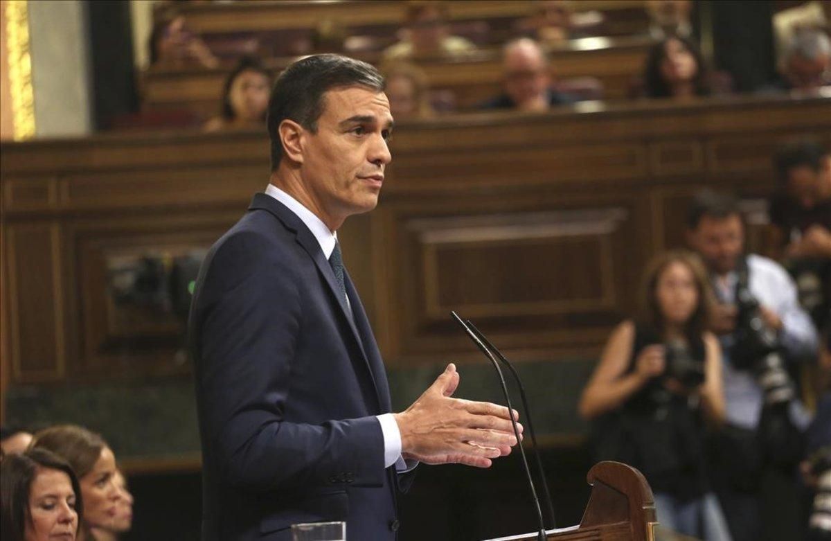 Pedro Sánchez, en la última jornada de la investidura. Pedro Sánchez, en la última jornada de la investidura.