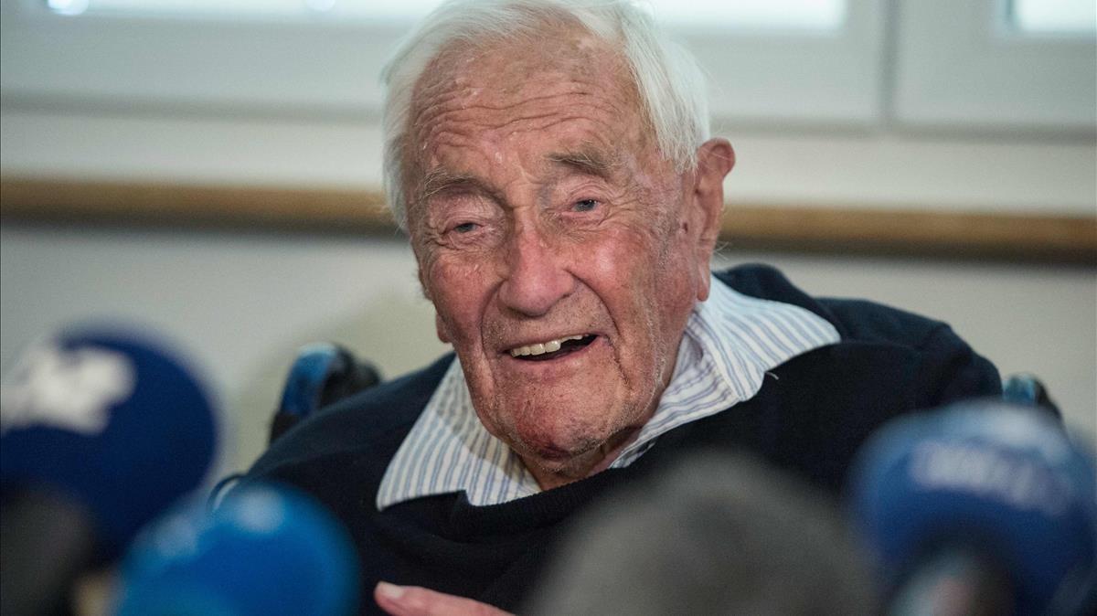 El científico australiano David Goodall, de 104 años, un día antes de recibir la asistencia al suicidio en Suiza.