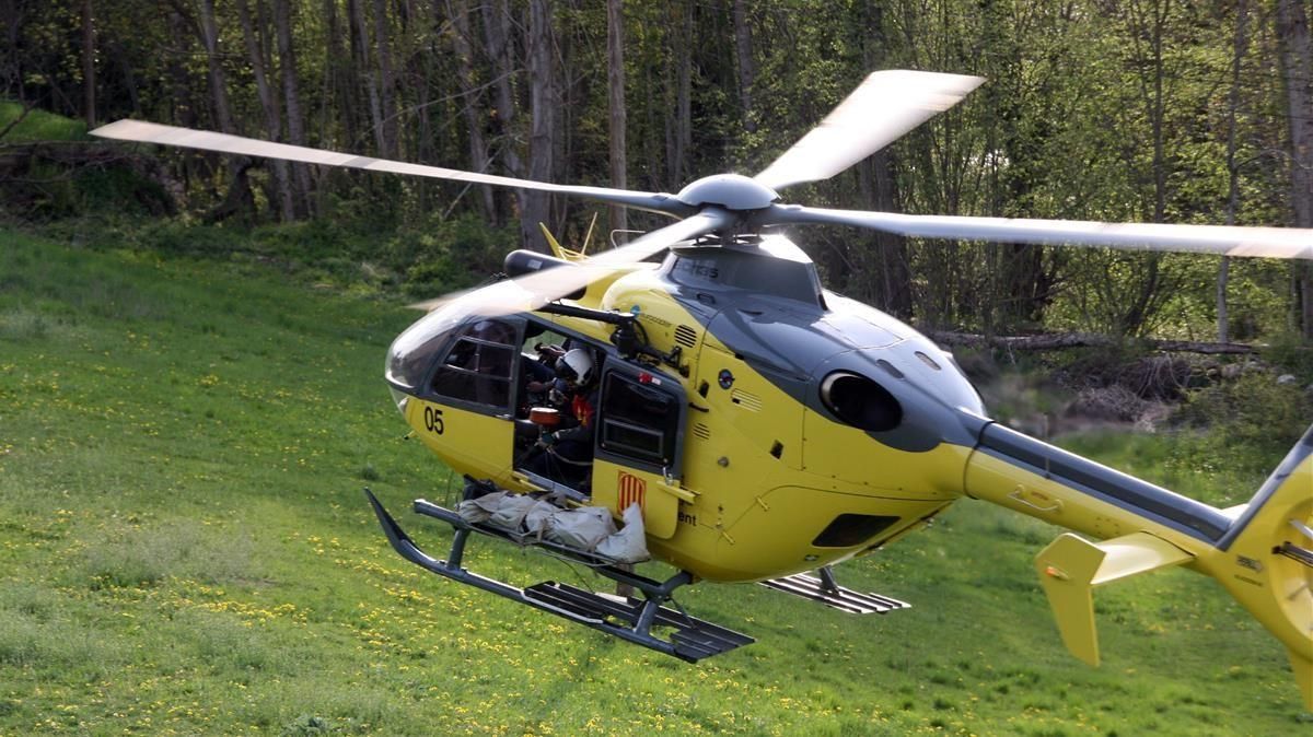 Imagen de un rescate en helicóptero. Imagen de un rescate en helicóptero.