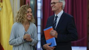 El presidente del CES, Antón Costas, en el acto entrega a la presidenta del Congreso, Meritxell Batet, de la Memoria Anual 2021, en junio del año pasado. 