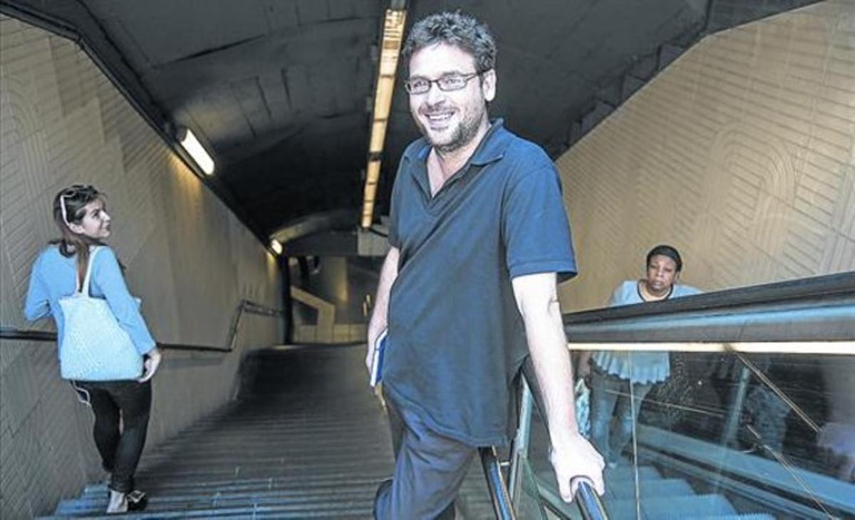 Albano Dante Fachin, fotografiado en una boca del Metro de Barcelona.