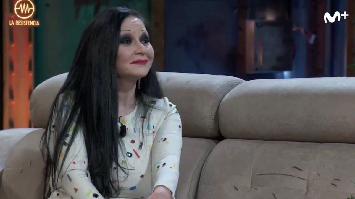 Alaska defiende el negacionismo de Miguel Bosé: "Cada uno puede decir lo que quiera" Alaska defiende el negacionismo de Miguel Bosé: "Cada uno puede decir lo que quiera"