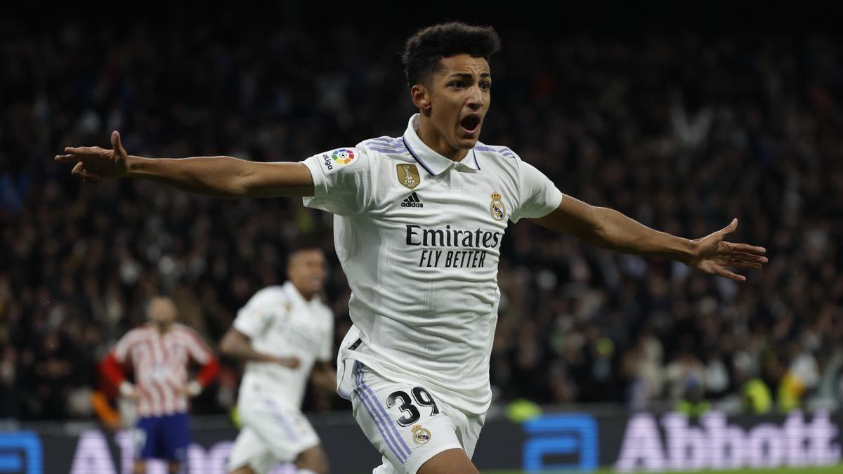 'El Toro' Rodríguez deslumbra en el Real Madrid Tres goles en 25 minutos