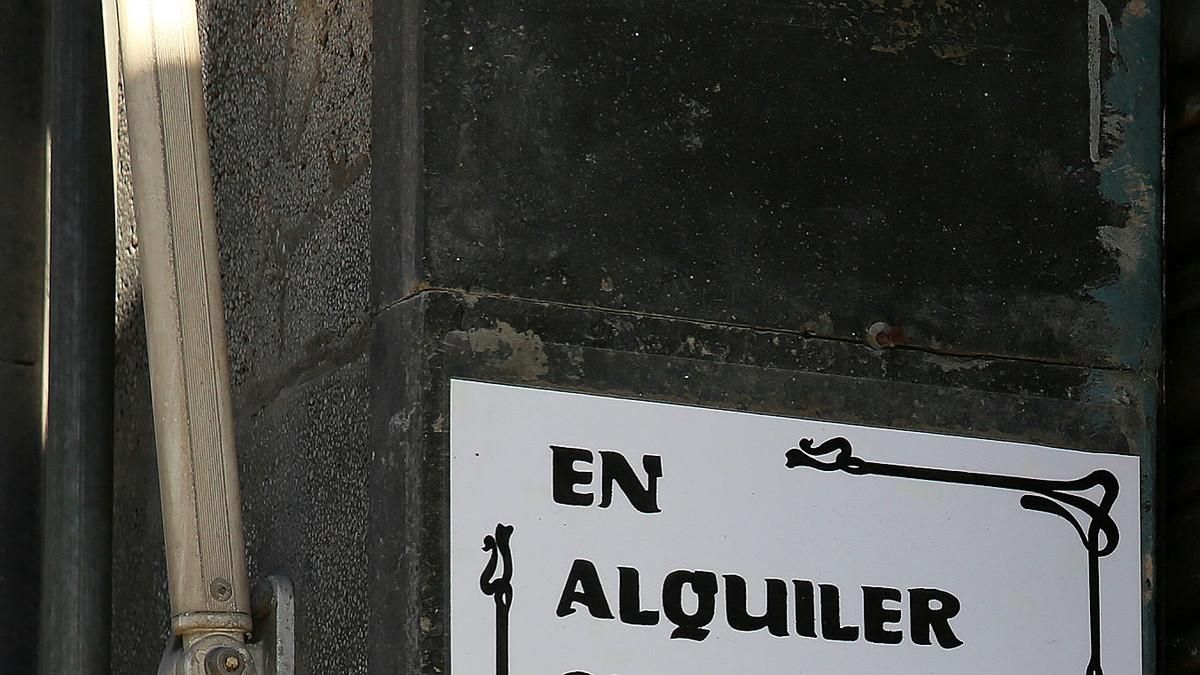 Cartel genérico de piso en alquiler. Cartel genérico de piso en alquiler.
