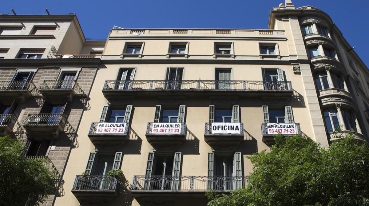 Pisos en alquiler, en Barcelona. Pisos en alquiler, en Barcelona.