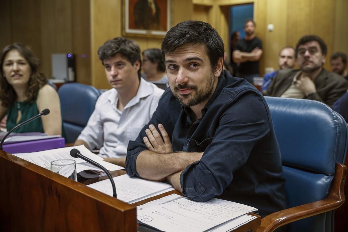 Podemos Alcalá se enfrenta a Ramón Espinar y apoya a los ediles suspendidos