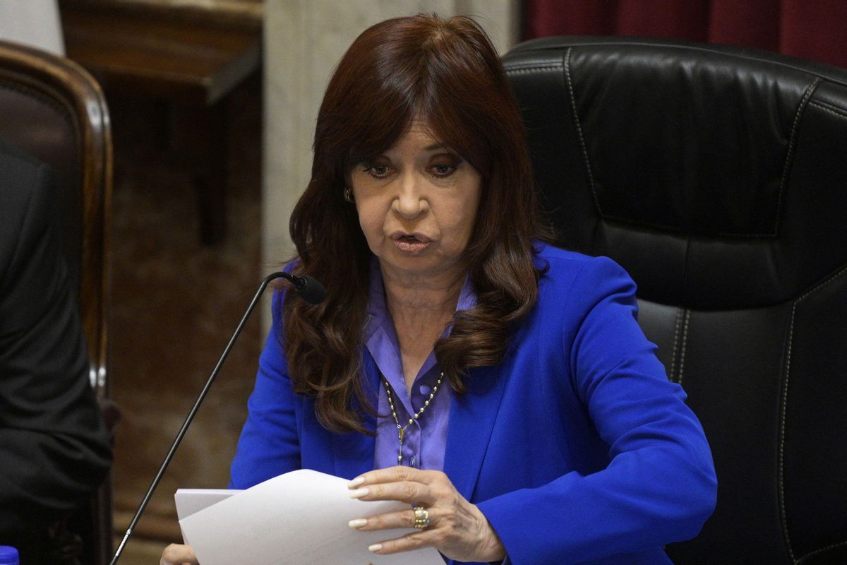 La vicepresidenta argentina, Cristina Fernández de Kirchner, durante un sesión en el Senado este miércoles. La vicepresidenta argentina, Cristina Fernández de Kirchner, durante un sesión en el Senado este miércoles.