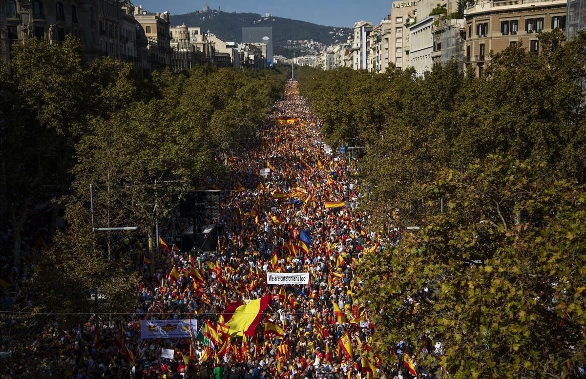 Manifestación constitucionalista en Passeig de Gràcia Manifestación constitucionalista en Passeig de Gràcia