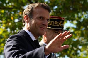 El presidente francés, Emmanuel Macron, durante un acto en los Campos Elíseos el Día de la Bastilla, el pasado 14 de julio.