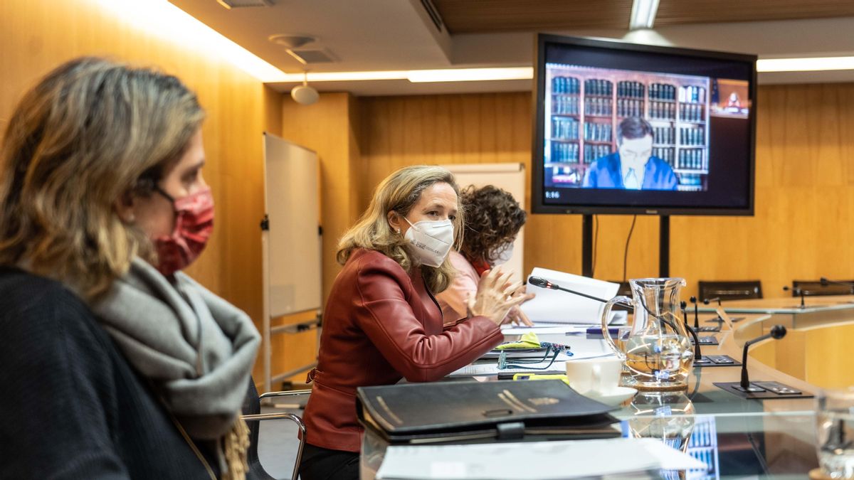 Els sindicats demanen al Govern evitar compromisos amb Brussel·les que deixin sense oxigen el diàleg social Els sindicats demanen al Govern evitar compromisos amb Brussel·les que deixin sense oxigen el diàleg social
