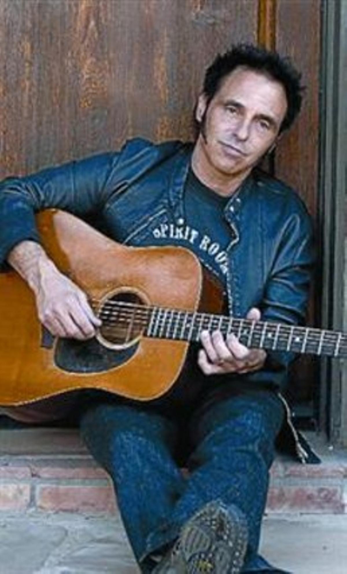 Nils Lofgren, Guitarrista De La E Street Band, Viaja A Berga