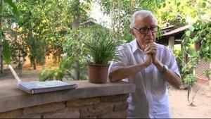 Pere Casaldàliga, en un documental de TV-3. 