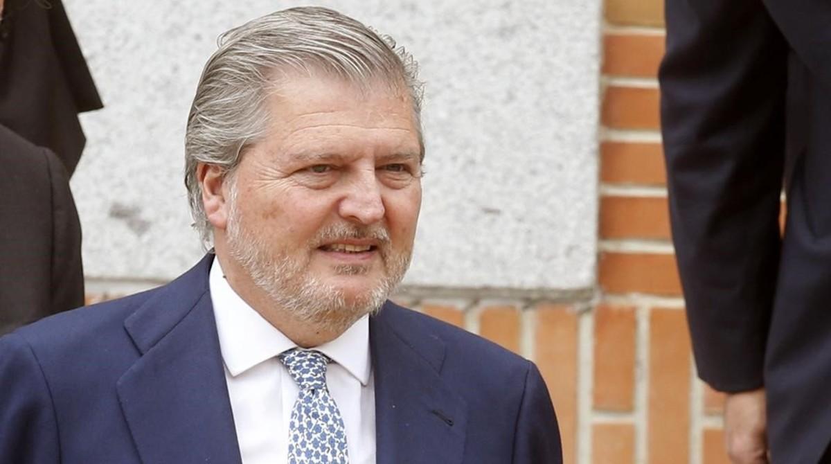 mendez de vigo convoca a las autonomias para pactar las revalidas