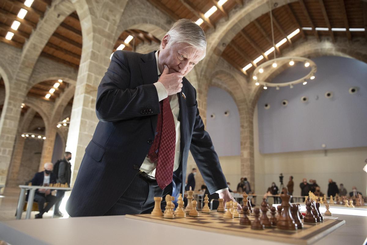 Anatoli Karpov. Anatoli Karpov.
