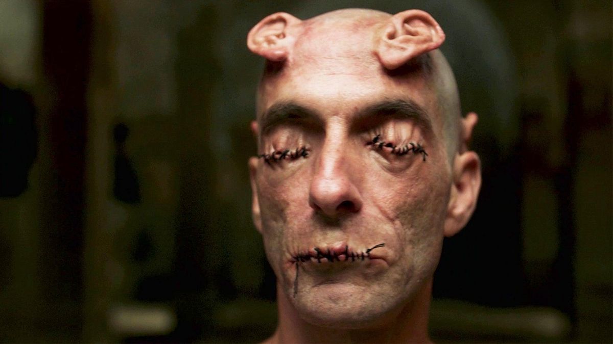 Una imagen de ’Crímenes del futuro’, de David Cronenberg. Una imagen de ’Crímenes del futuro’, de David Cronenberg.