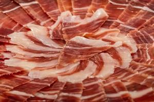 Archivo - Un plato de jamón ibérico en una imagen de archivo