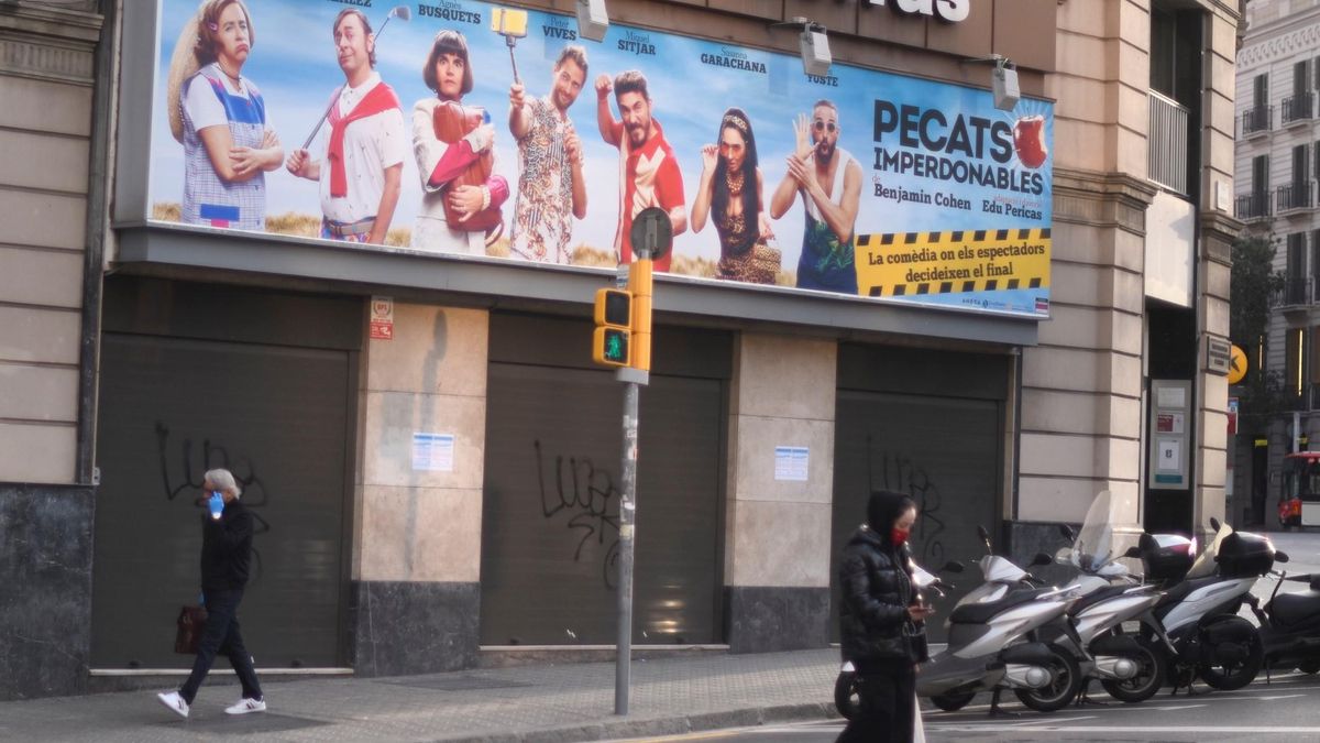 "Dicen que la cultura es segura, pero me tropecé en la puerta del teatro" "Dicen que la cultura es segura, pero me tropecé en la puerta del teatro"
