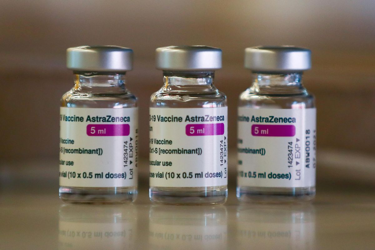 Dosis de la vacuna de AstraZeneca. Dosis de la vacuna de AstraZeneca.