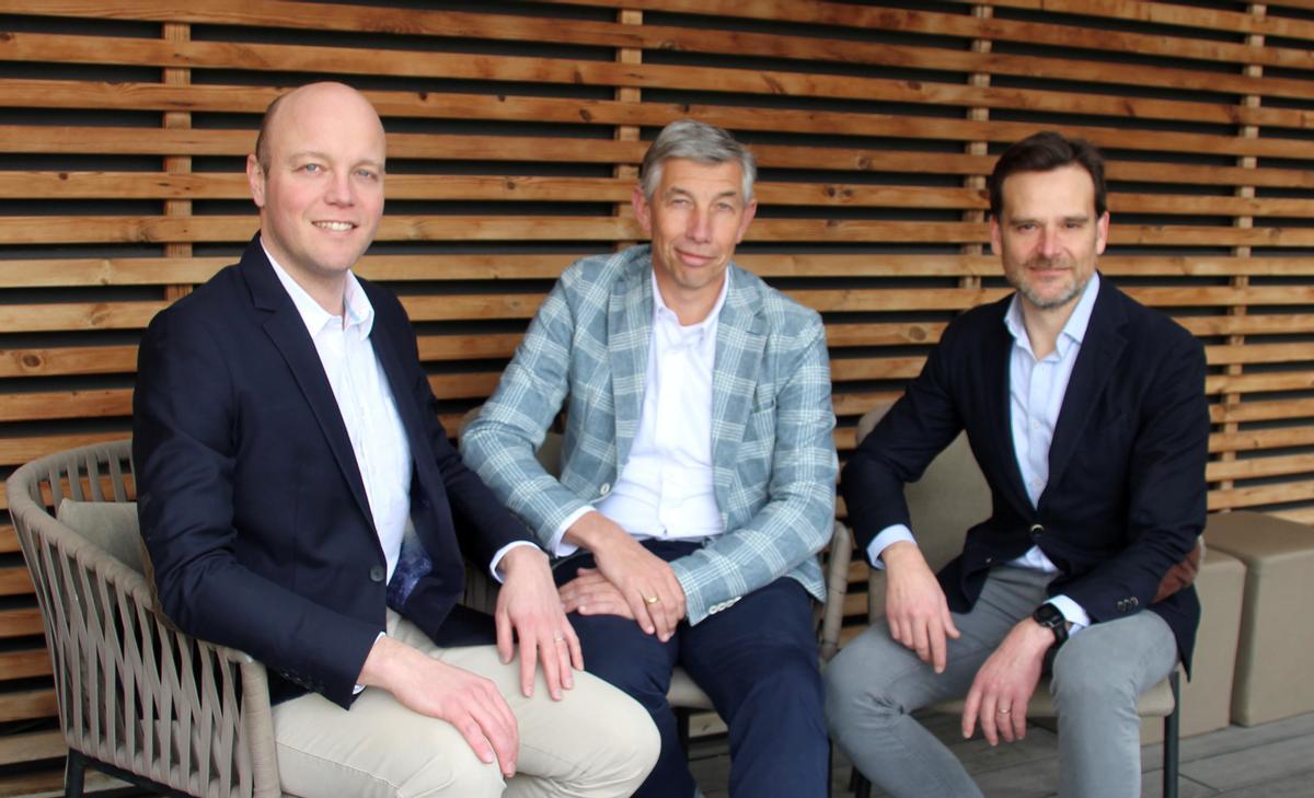 Los co-consejeros delegados de Corus, Nicolas Bonnard y Jeroen Van Asten, y el fundador y máximo responsable de Careventures, Juan Roma. Los co-consejeros delegados de Corus, Nicolas Bonnard y Jeroen Van Asten, y el fundador y máximo responsable de Careventures, Juan Roma.