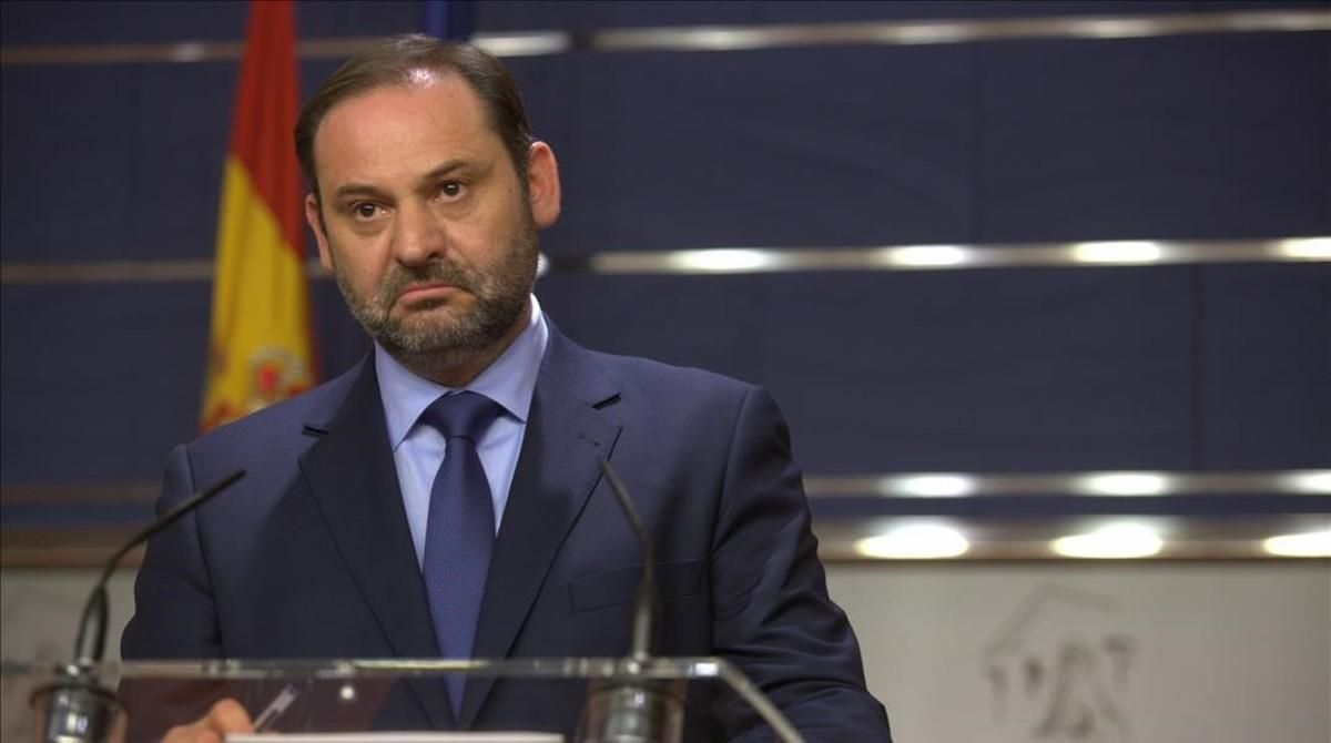 El secretario de Organización del PSOE, José Luis Ábalos, el pasado 27 de junio en el Congreso. El secretario de Organización del PSOE, José Luis Ábalos, el pasado 27 de junio en el Congreso.