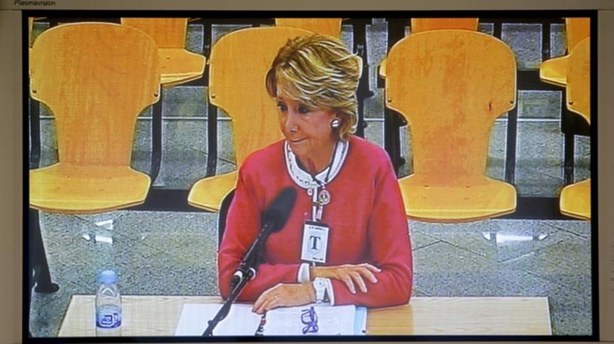 Aguirre centra las miradas tras la detención por supuesta corrupción en el Canal de Isabel II.