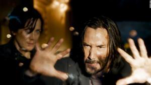 Keanu Reeves y Carrie-Anne Moss, en ’Matrix Resurrections’