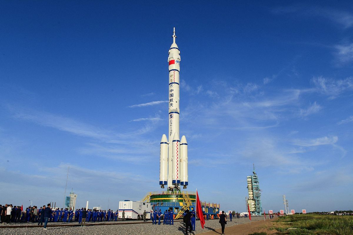 La Shenzhou 12. La Shenzhou 12.