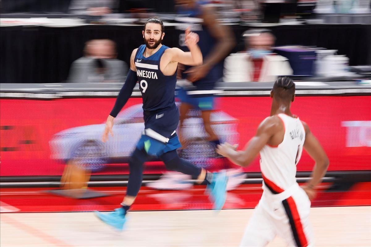 Ricky Rubio, en acción, en el encuentro del Moda Center de Portland Ricky Rubio, en acción, en el encuentro del Moda Center de Portland