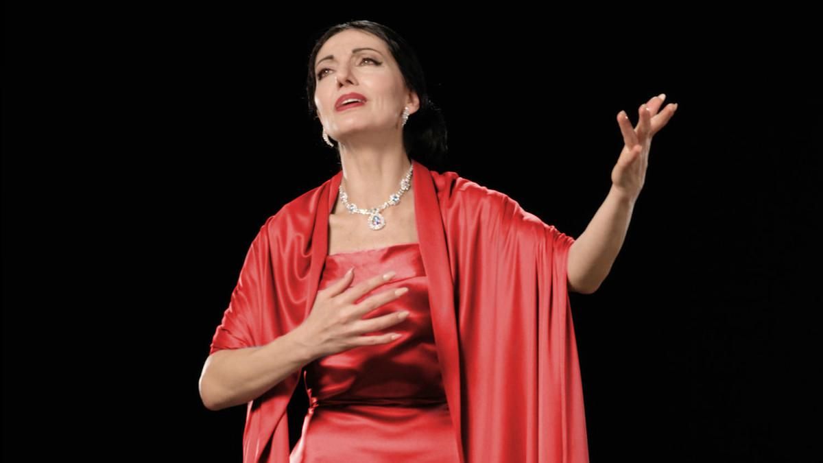 Imagen promocional del concierto de Maria Callas a partir de un holograma. Imagen promocional del concierto de Maria Callas a partir de un holograma.