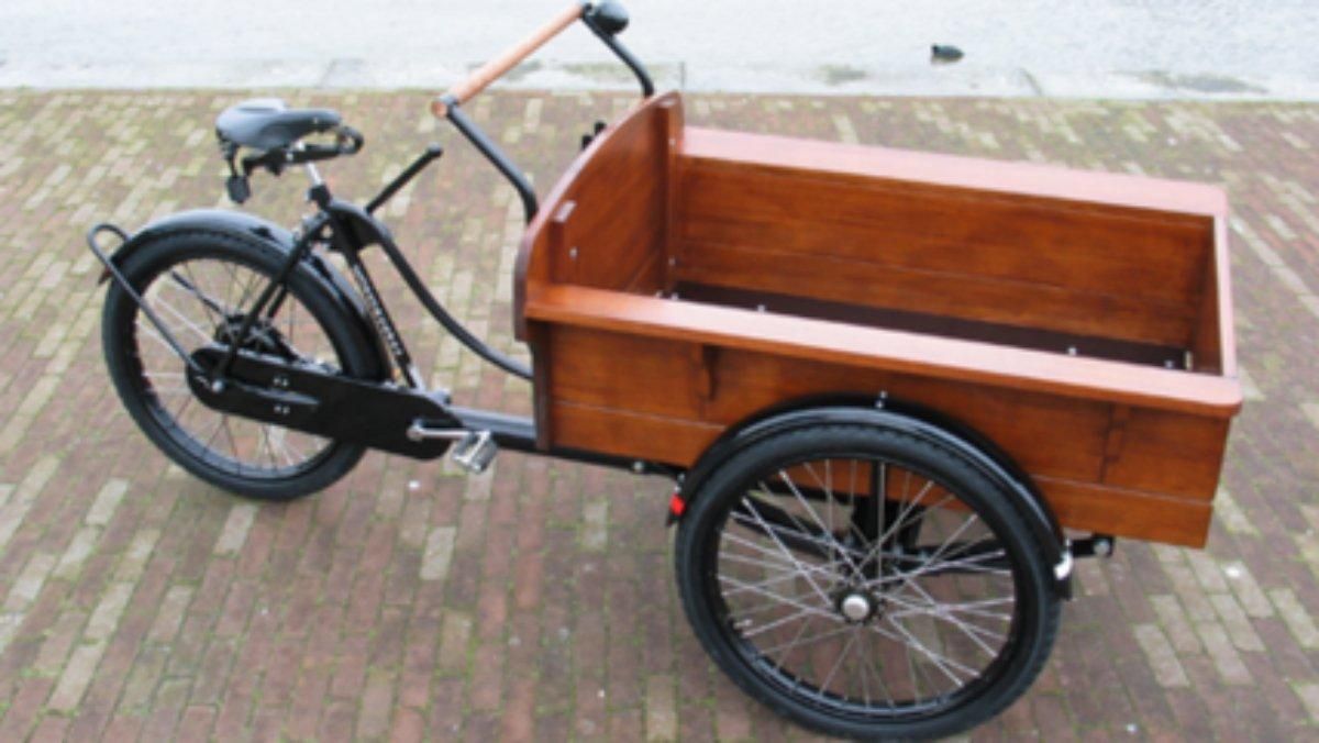 Una bicicleta de cargo. Una bicicleta de cargo.