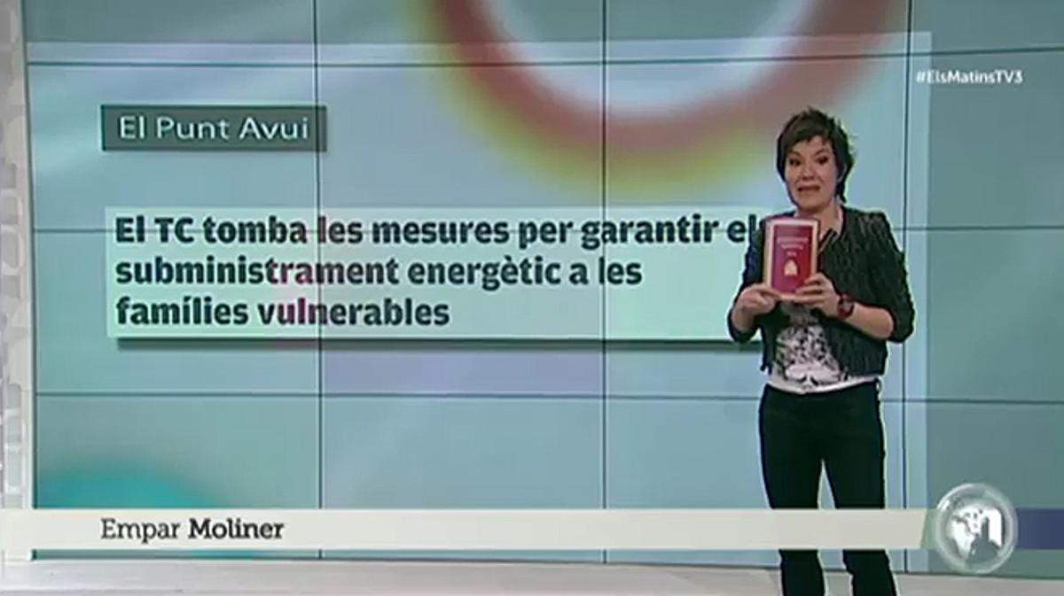 Empar Moliner explica a Mònica Terribas en su programa de Catalunya Ràdio los motivos por los cuales quemó la Constitución.