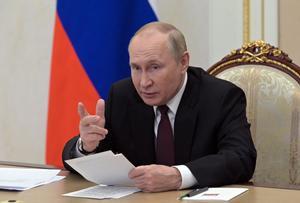 El presidente ruso, Vladímir Putin, en un encuentro con responsables de seguridad e inteligencia de la Comunidad de Estados Independientes (CEI).