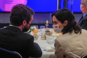 Pablo Casado e Isabel Díaz Ayuso, en un desayuno informativo el 16 de junio en Madrid.