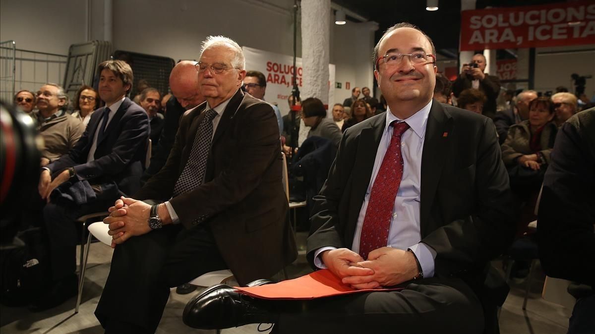 Miquel Iceta junto a Josep Borrell esta mañana en la sede del PSC. Miquel Iceta junto a Josep Borrell esta mañana en la sede del PSC.