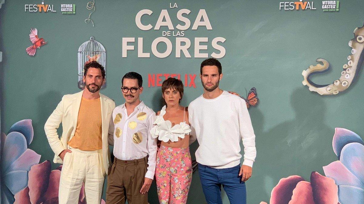 borroso insondable Ideal Netflix presenta 'La casa de las flores 2': "El compromiso de Verónica  Castro era de