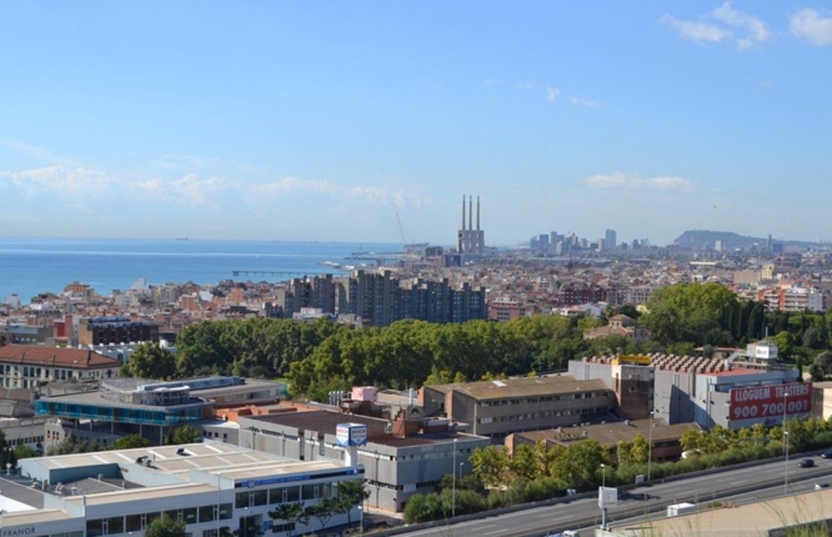 Vista aérea de Badalona. Vista aérea de Badalona.