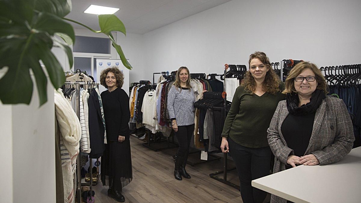 De derecha a izquierda, Teresa Villa, Vanessa Lopez, Esther Espinosa y Àfrica Soler De derecha a izquierda, Teresa Villa, Vanessa Lopez, Esther Espinosa y Àfrica Soler