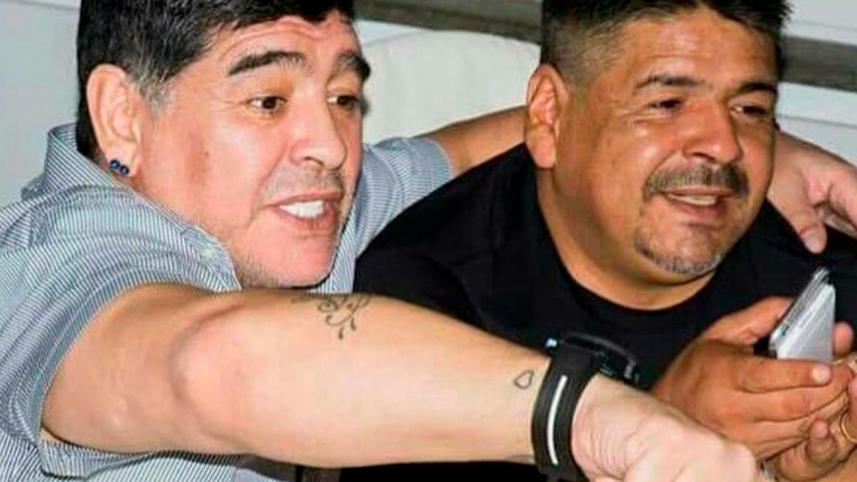 Hugo y Diego Maradona. Hugo y Diego Maradona.