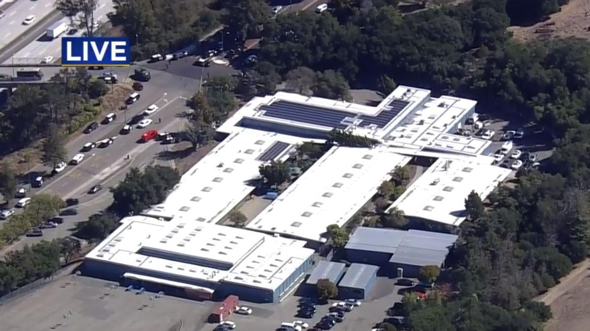 Varios heridos en un tiroteo en una escuela de California