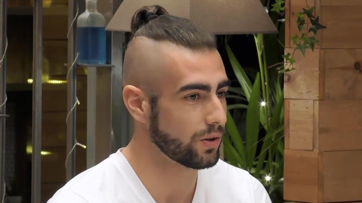 Esteban explica a ‘First Dates’ la seva professió fallida: «Vaig intentar ser stripper però no va sortir bé» Esteban explica a ‘First Dates’ la seva professió fallida: «Vaig intentar ser stripper però no va sortir bé»