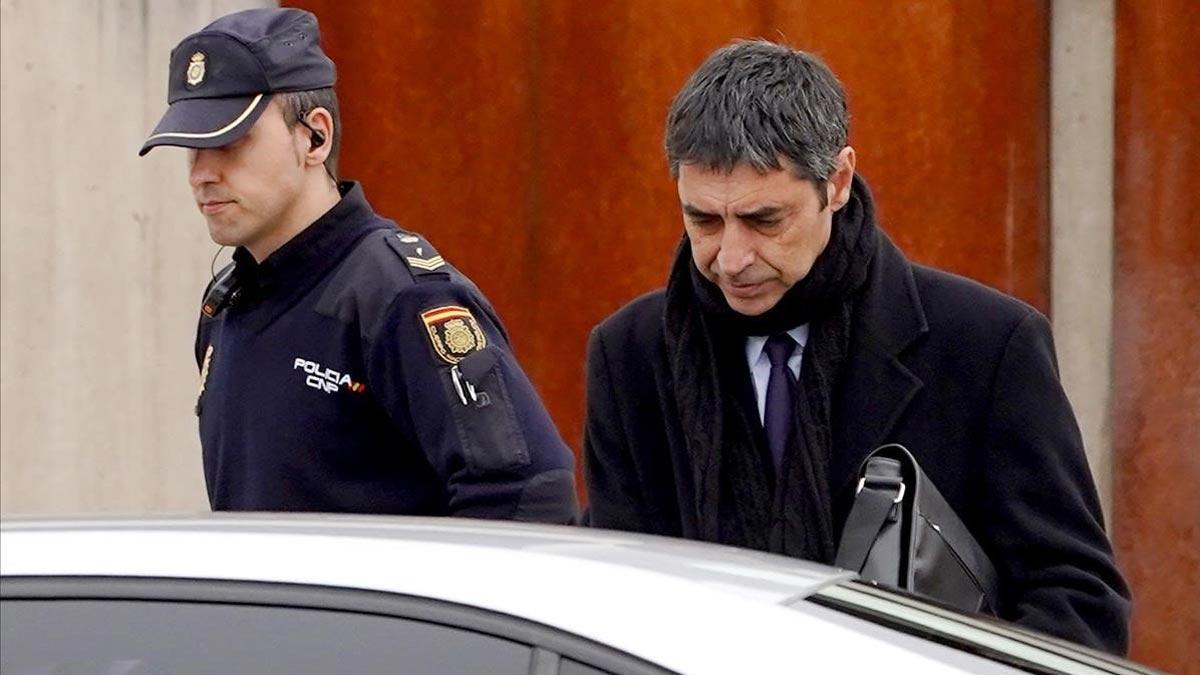 La Audiencia Nacional absuelve a Trapero. En la foto, Josep Lluis Trapero, el pasado mes de enero, saliendo de la Audiencia Nacional.