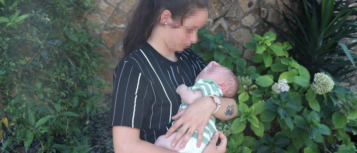 La víctima de abusos del exmarido de Mónica Oltra | "Me han utilizado y luego me han dejado tirada" La víctima de abusos del exmarido de Mónica Oltra | "Me han utilizado y luego me han dejado tirada"