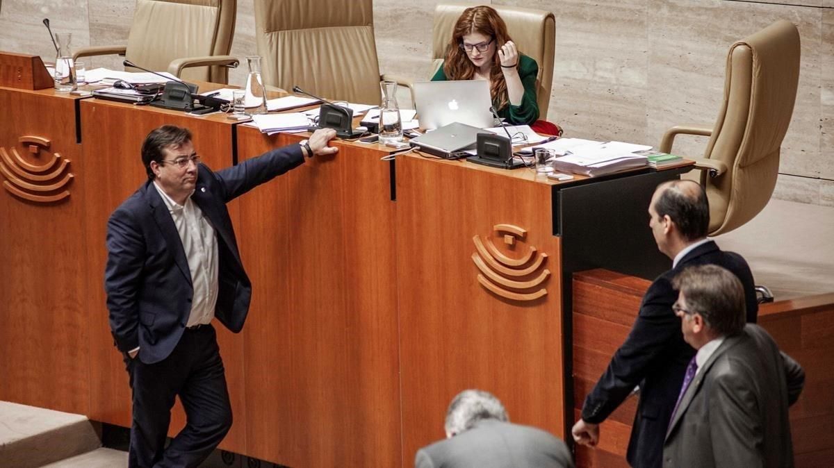 Els extremenys es toquen Els extremenys es toquen
