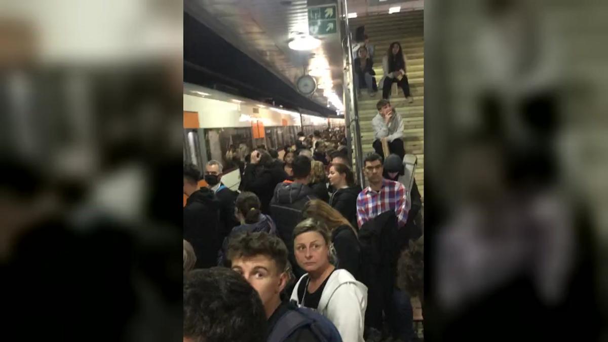 Solucionada la avería de Adif en L’Hospitalet, aunque siguen los retrasos en la R1, la R3 et la R4