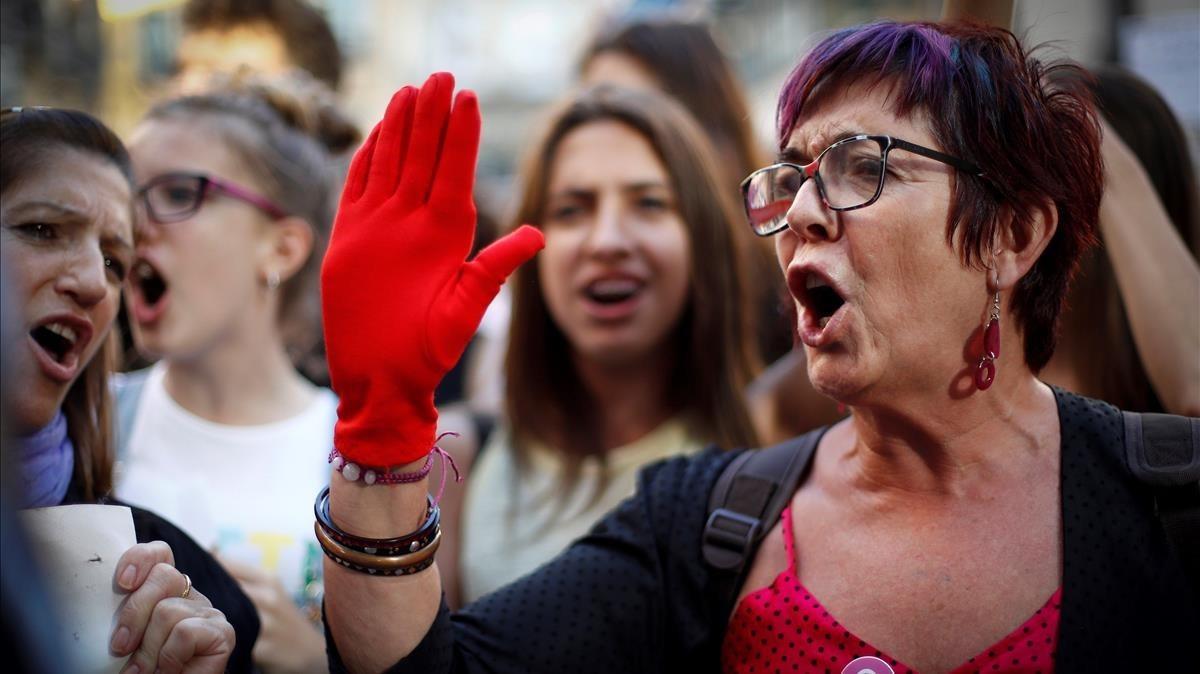 Manifestación en Pamplona contra la puesta en libertad de los miembros de ’La manada’