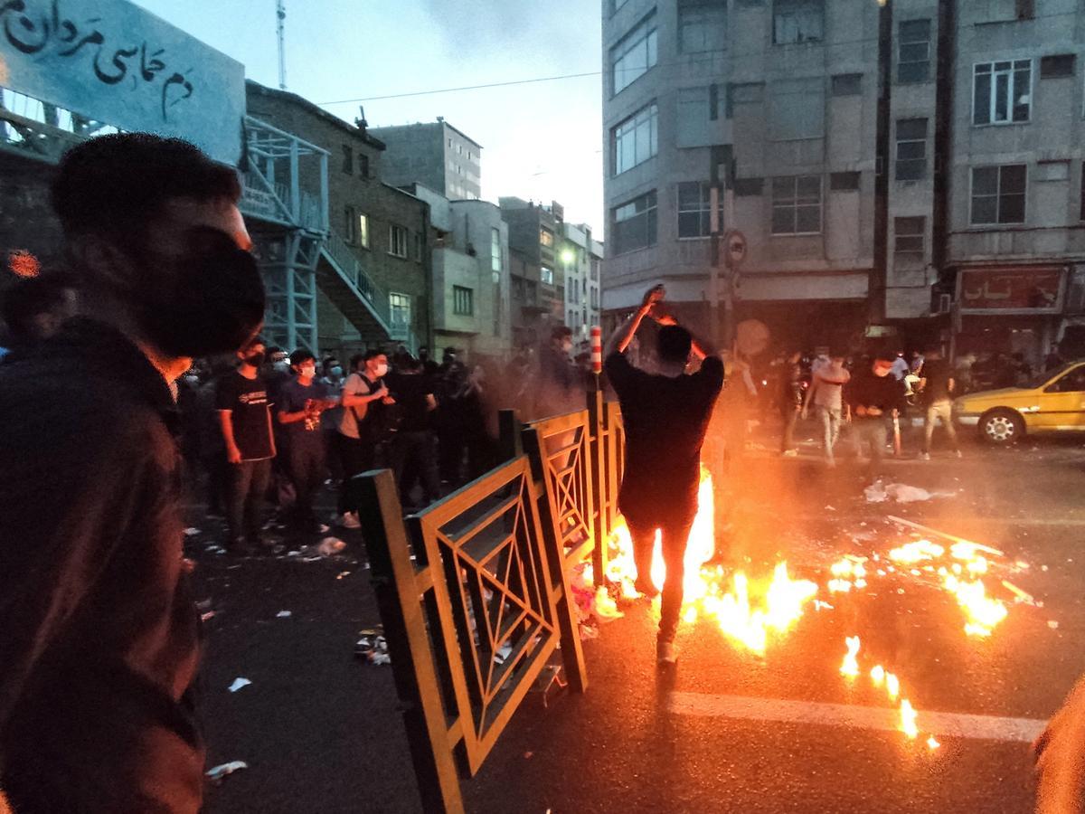 Protesta en Teherán por la muerte de Mahsa Amini, el pasado 24 de septiembre. Protesta en Teherán por la muerte de Mahsa Amini, el pasado 24 de septiembre.