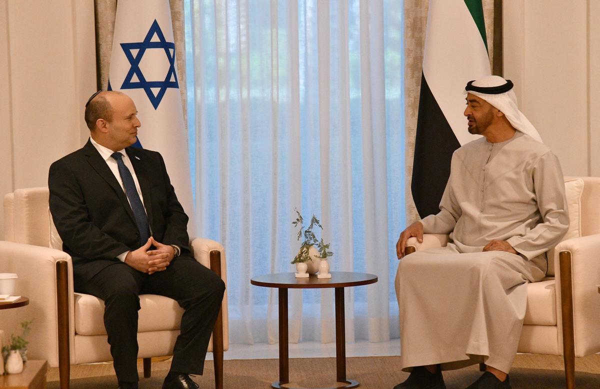 El primer ministro Naftali Bennett reunido con el jeque Mohammed bin Zayed al Nahyan.