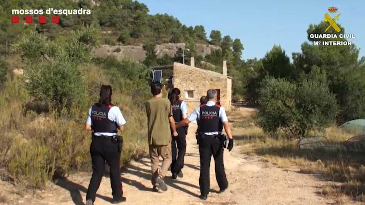 Detención de dos hombres en Lleida por ensalzar acciones terroristas racistas, el pasado septiembre.